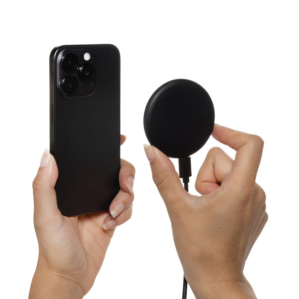 Magnapad 15W RCS rplastic magnetic 3 in 1 charging pad black