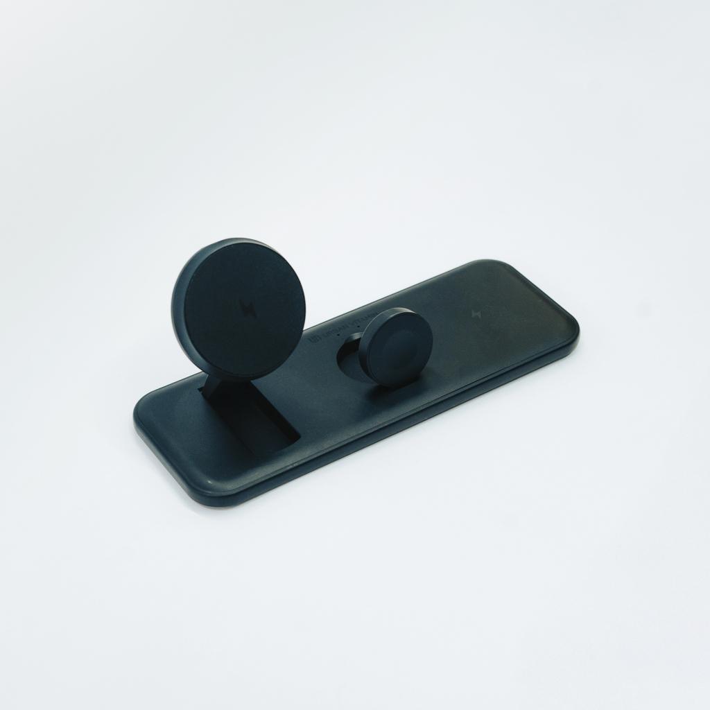Urban Vitamin Torrance 3 in 1 magnetic 15W charger black