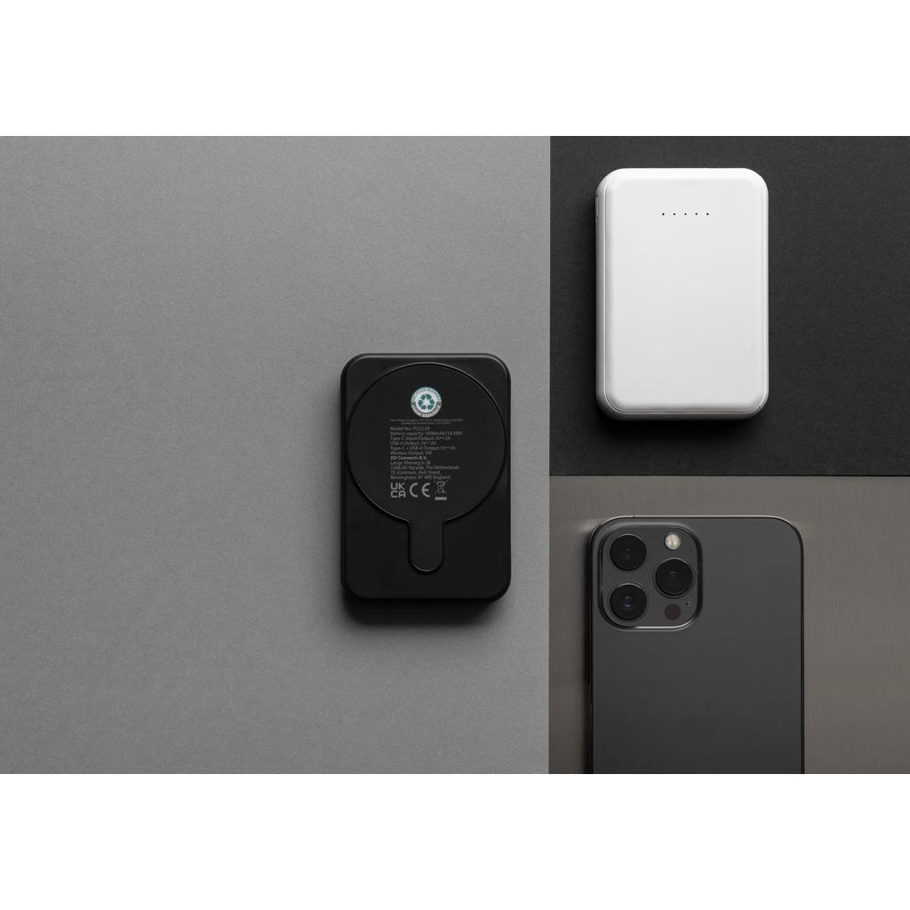 Stellar RCS recycled plastic 5000 mah 5W magnetic powerbank transparent