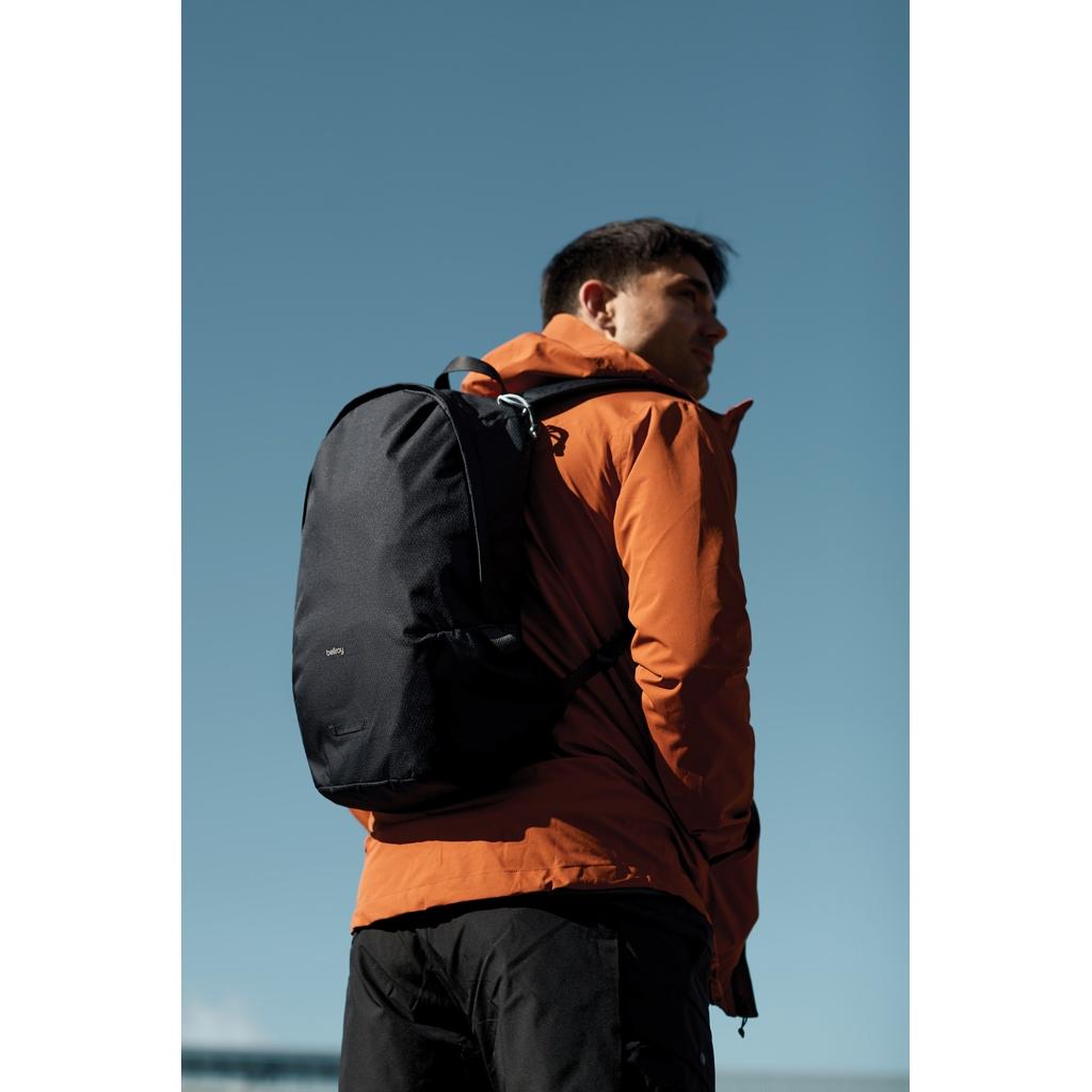 Bellroy Lite Daypack black