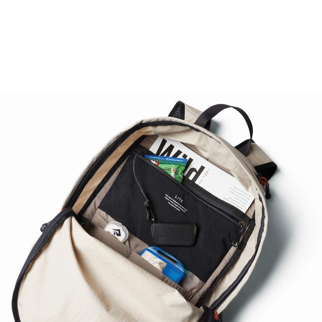 Bellroy Lite Daypack beige