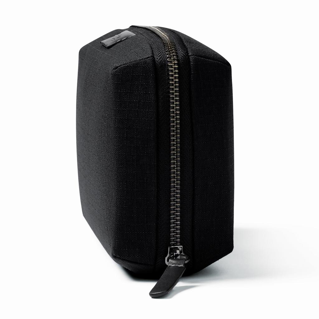 Bellroy Tech Kit black