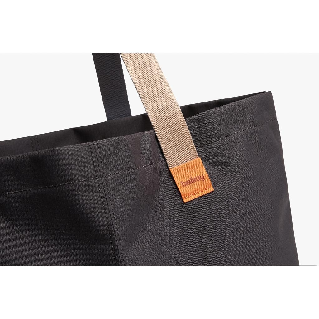 Bellroy Market Tote black