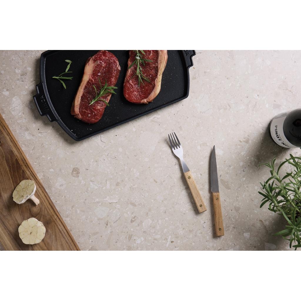 VINGA Paso 8 pcs bbq cutlery set brown