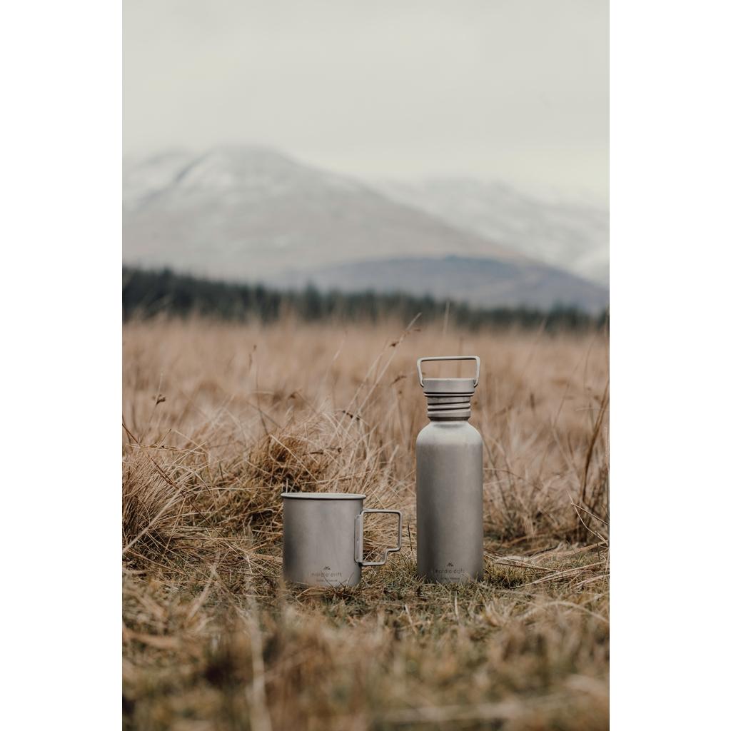 Sticlă titan Nordic Drift Trail 600 ml silver