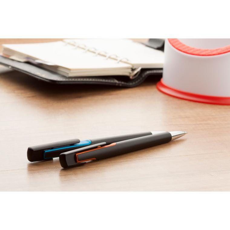 Pix Vade negru portocaliu