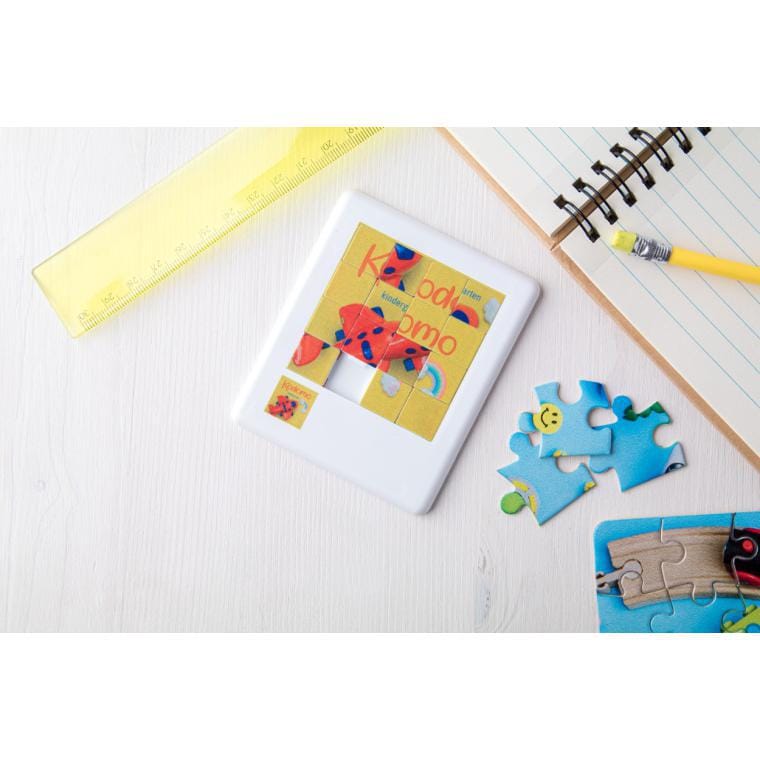 Mini puzzle Melanie alb