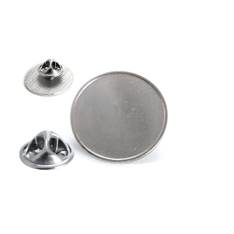 Insignă metal Batler argintiu