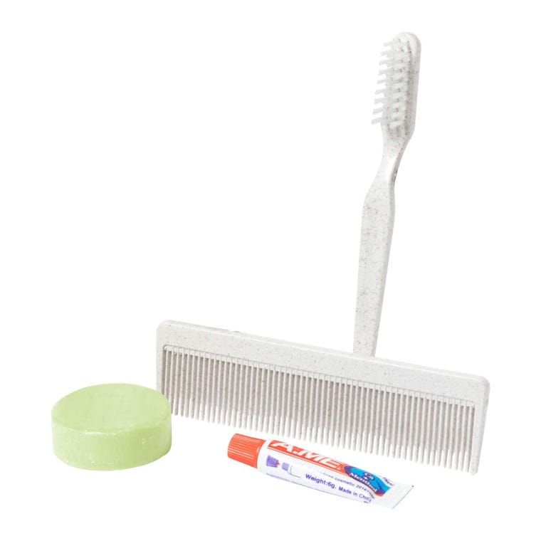 Set cosmetică Essential Kit