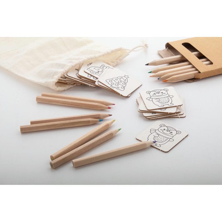 Joc de colorat și memorie, de Crăciun Coloxmor natural