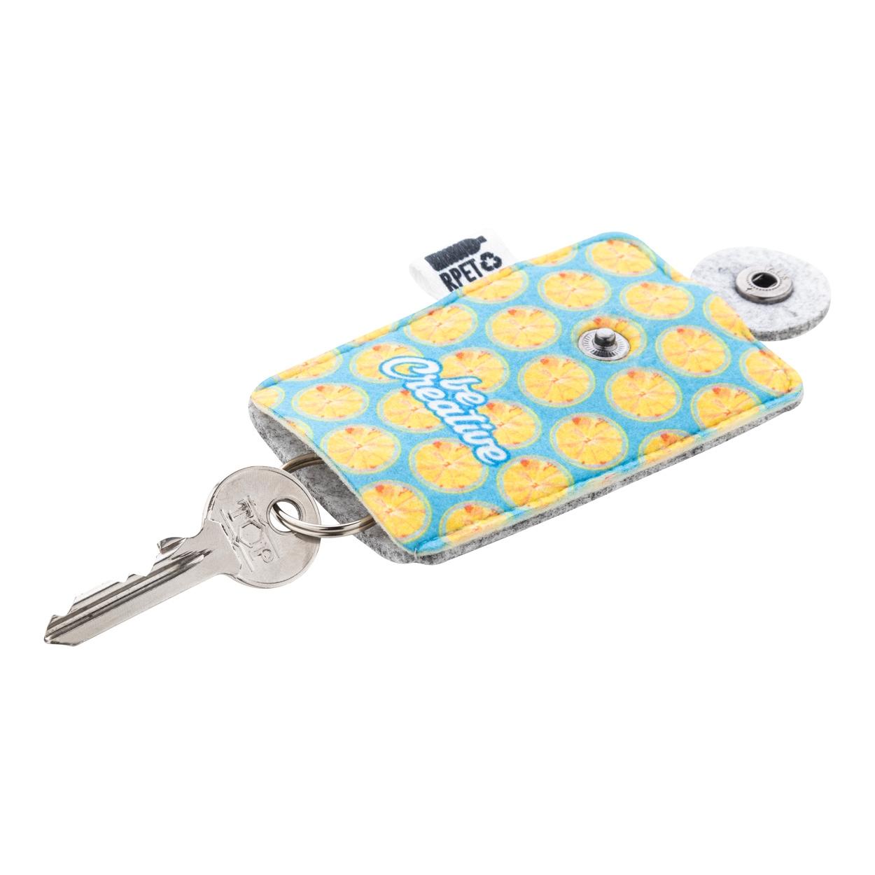 Breloc tip husă, personalizat CreaFelt Keysave Alb