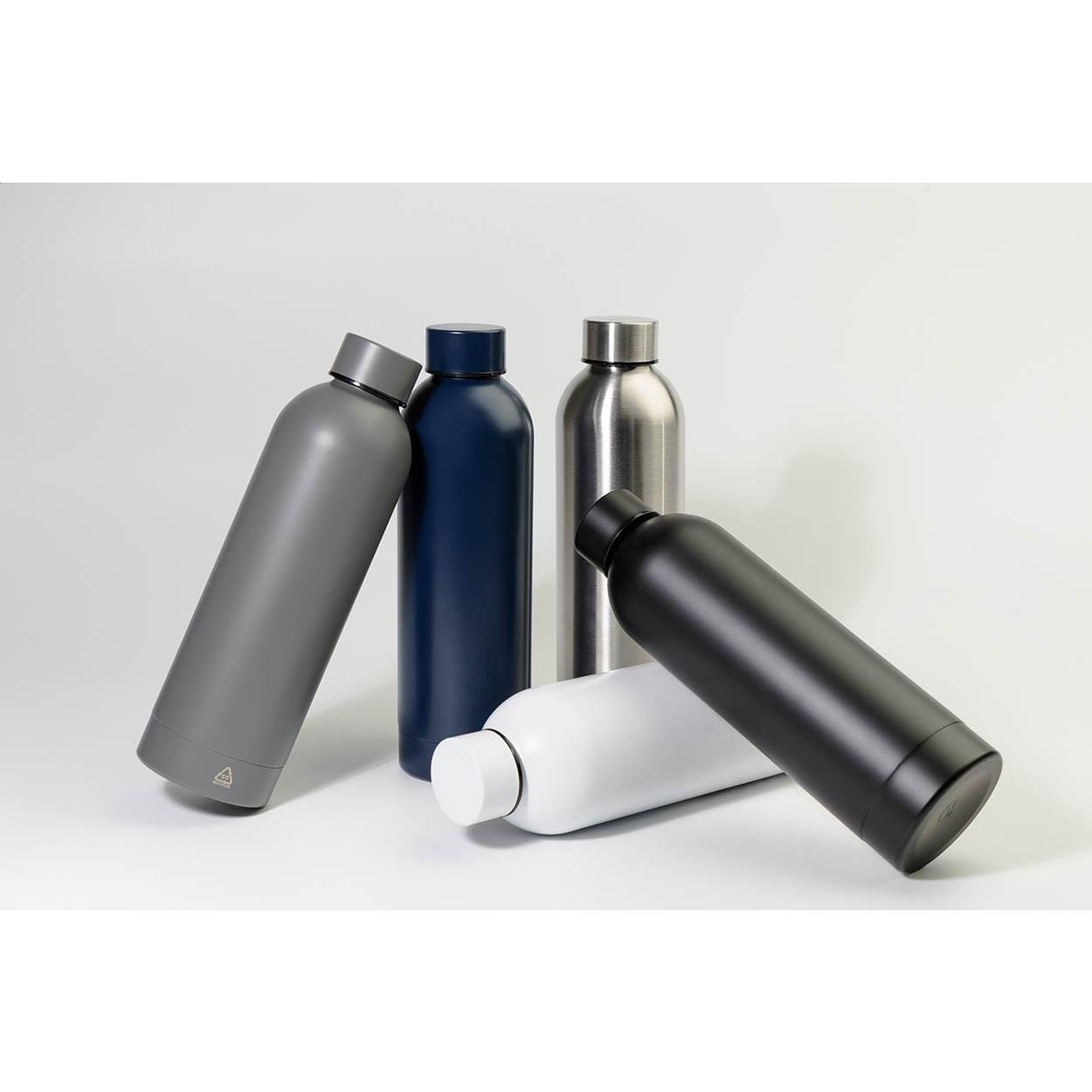 Sticlă XL din oțel inoxidabil reciclat Pumono XL Negru