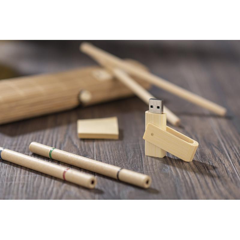 Stick USB Bamboo TWISTER 16 GB maro