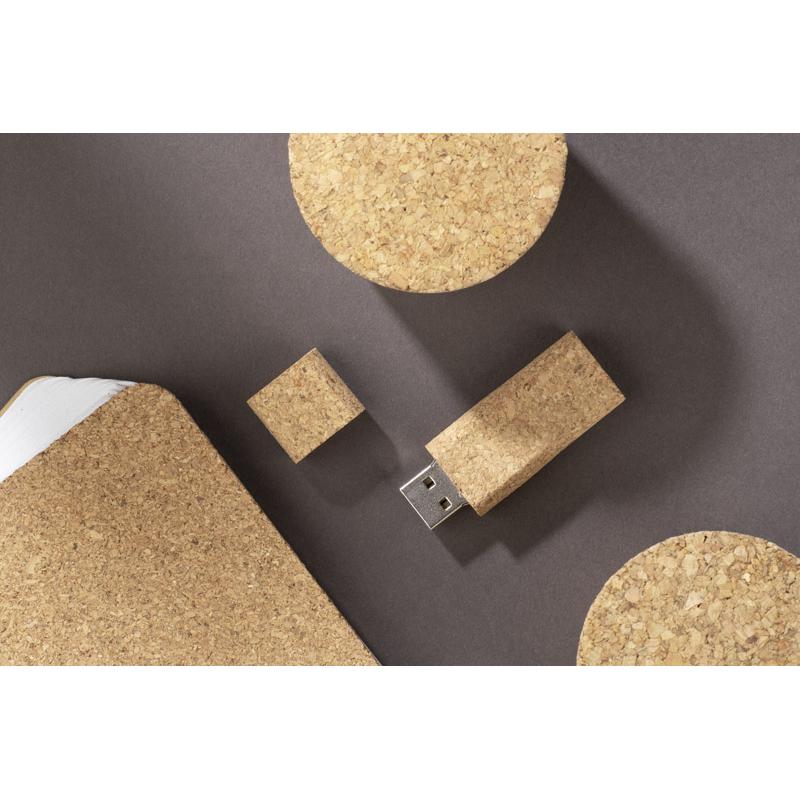 Stick USB PORTO 16 GB maro