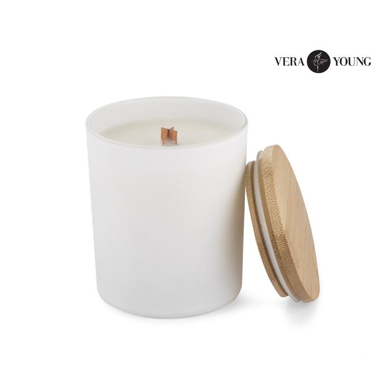 Lumânare din ceară de soia 220g - Library- VERA YOUNG Alb