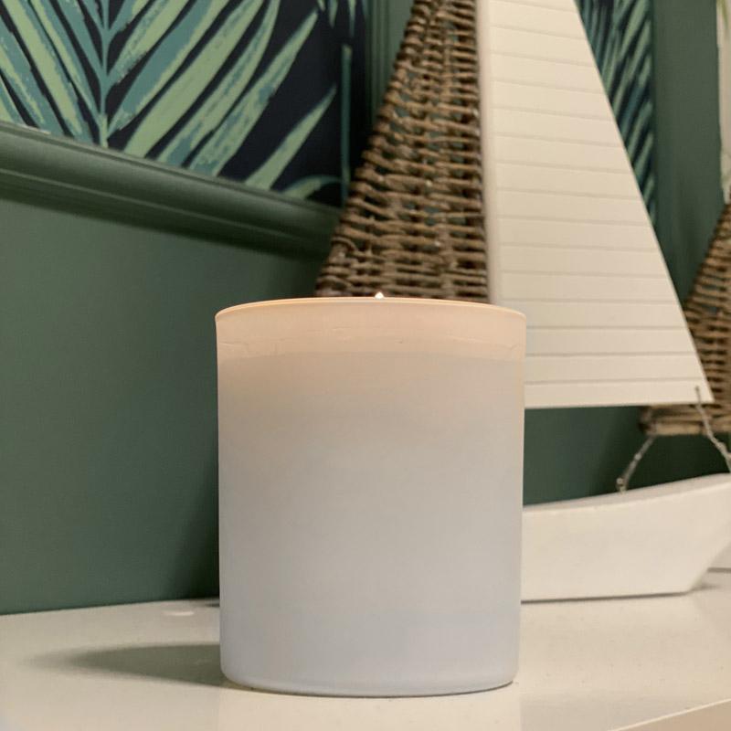 Lumânare din ceară de soia 220g - Library- VERA YOUNG Alb