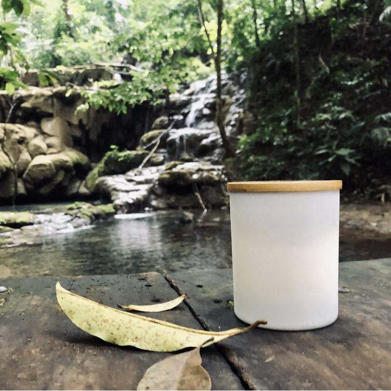 Lumânare din ceară de soia 220g - Library- VERA YOUNG Alb