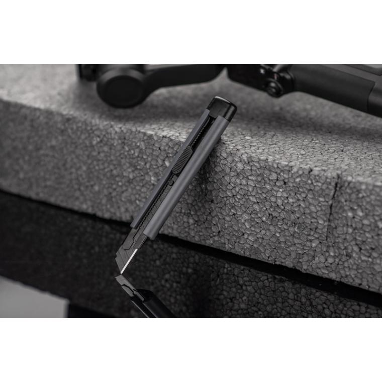 Cuțit din oțel BOM Gri carbon