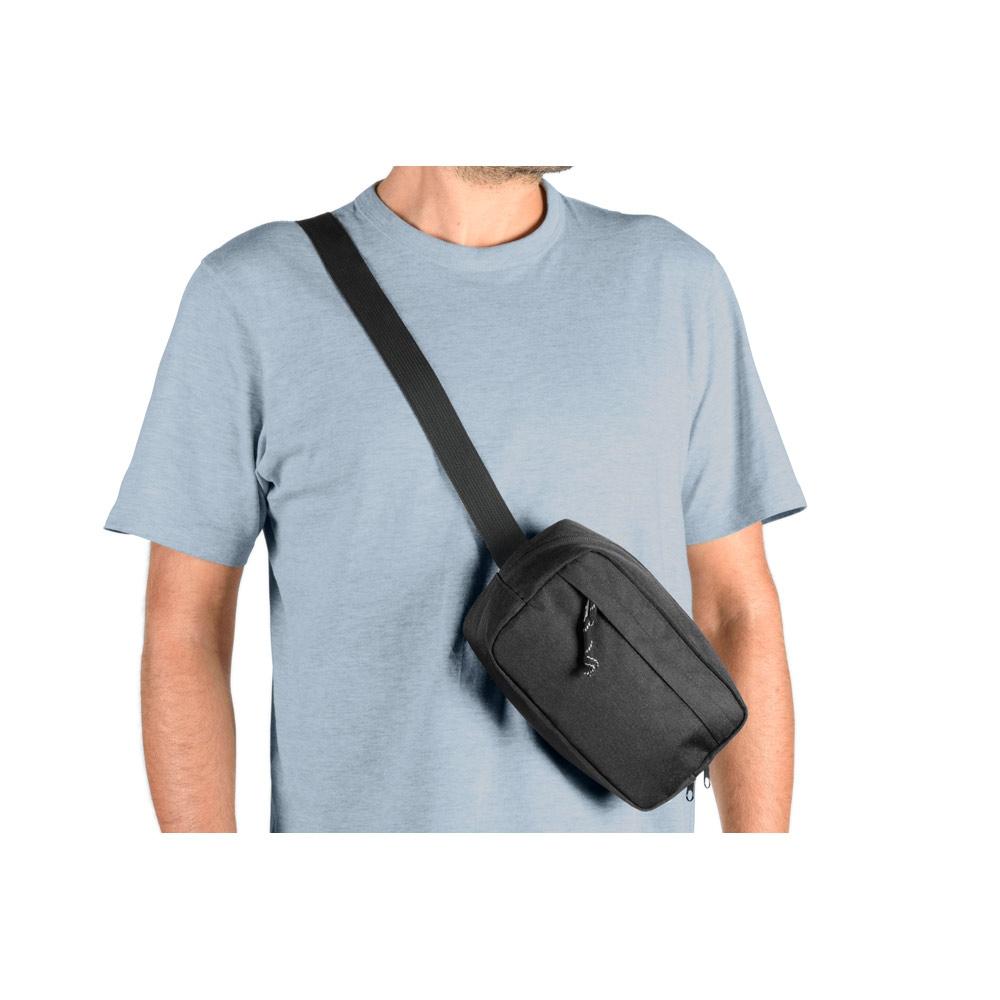 MYKONOS. Geantă de talie din poliester reciclat 600D și căptușeală din poliester reciclat 210D Negru