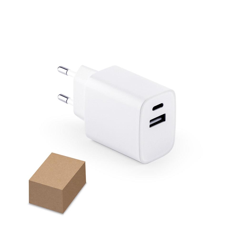 WEGENER. Adaptor de alimentare cu port USB-A 18W și USB-C 20W în ABS 100% reciclat (100% rABS) Alb