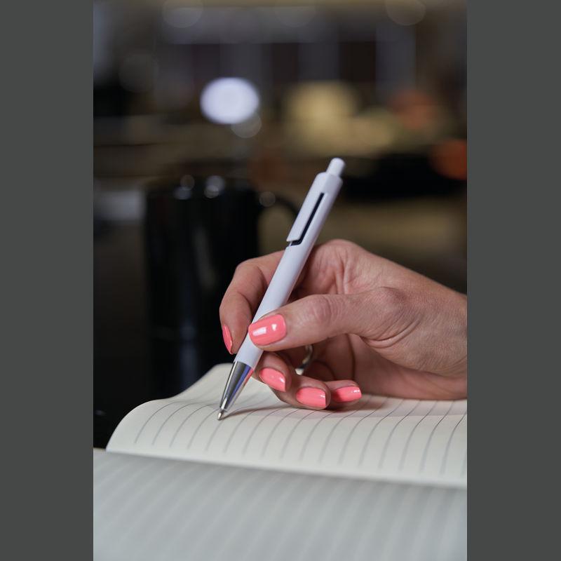 Pix din plastic cu accesorii colorate Negru