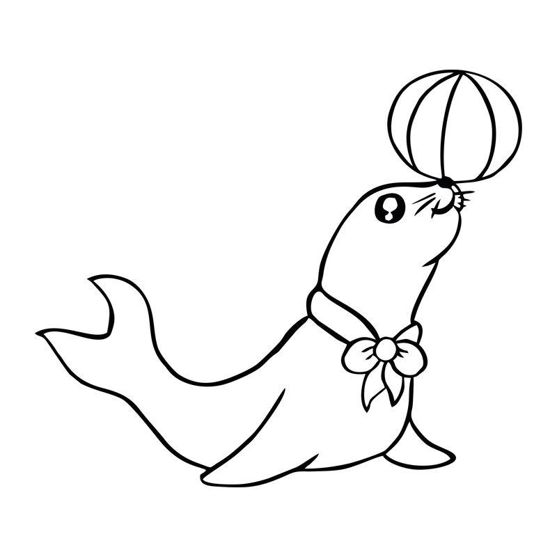 Set colorat - caiet și 6 creioane Maro