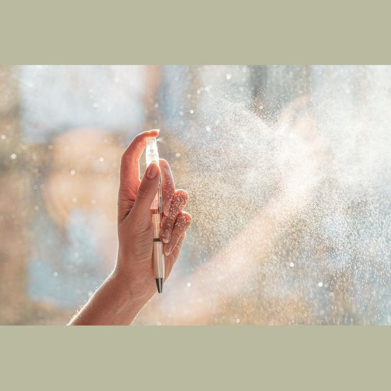 Pix cu pulverizator Alb