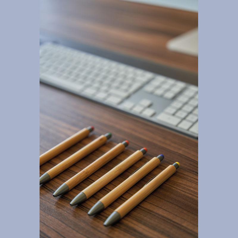 Touchpen din bambus Negru