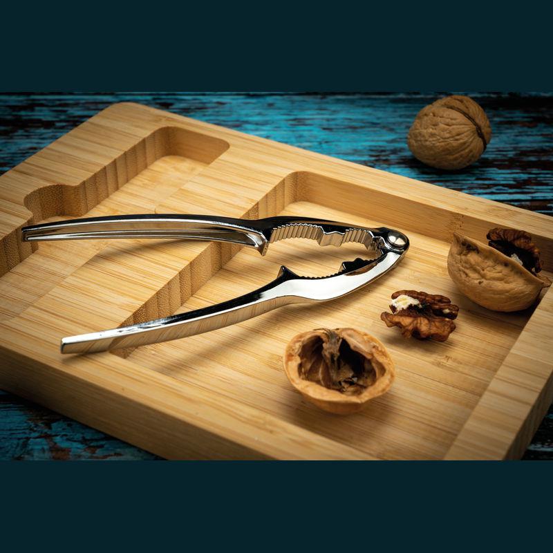 Spărgător de nuci/alune în tavă de bambus Beige