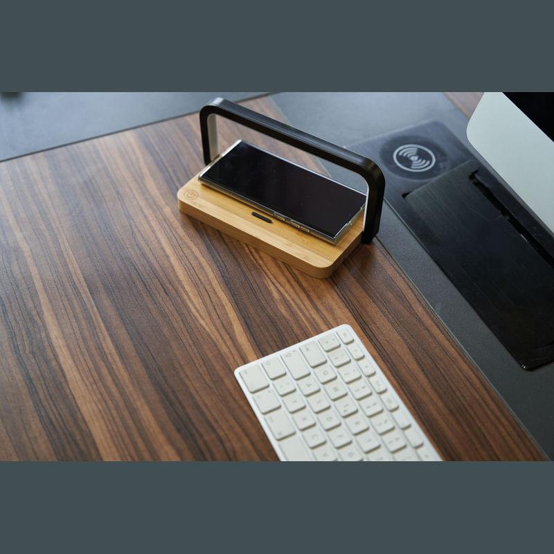 Încărcător wireless din bambus Beige