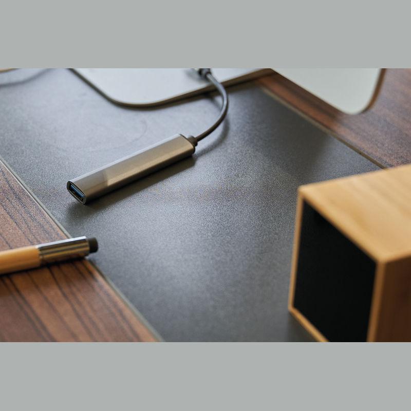 HUB USB din aluminiu reciclat Gri